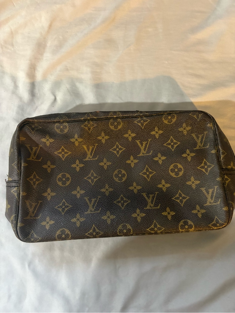 Auth LOUIS VUITTON Monogram TROUSSE TOILETTE 28 COSMETIC BAG POUCH Vintage Fair